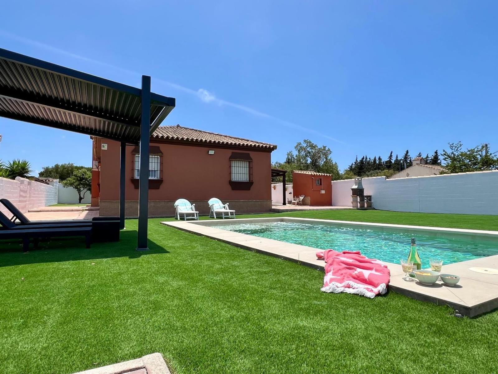 Chalet Wanderlust Chiclana de la Frontera Εξωτερικό φωτογραφία